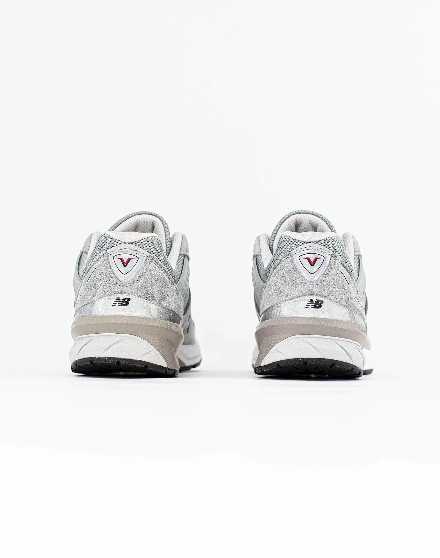 New Balance 990v5