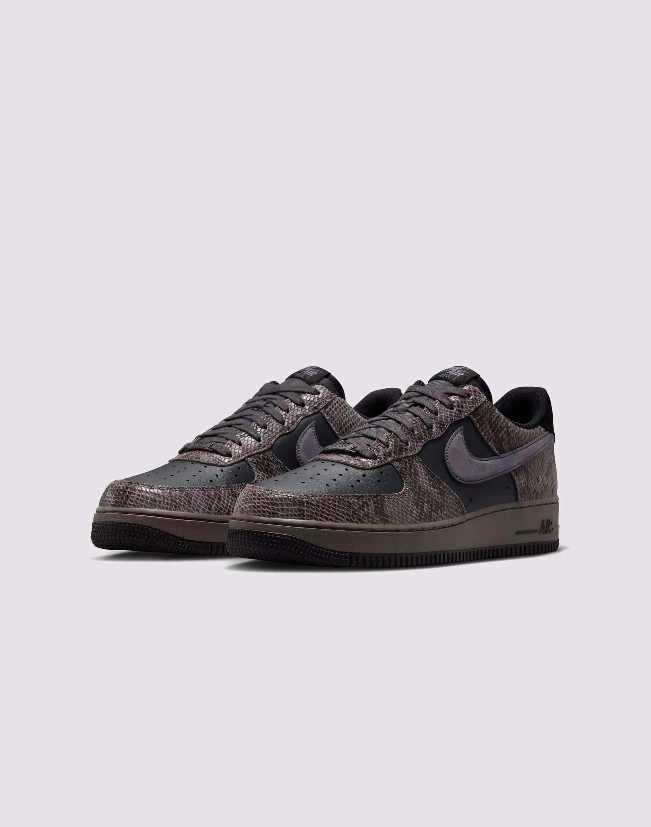 Nike Air Force 1 '07 LV8