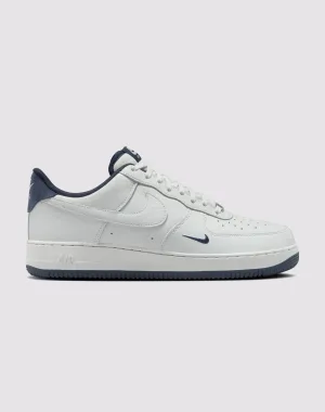 Nike Air Force 1 '07 LV8